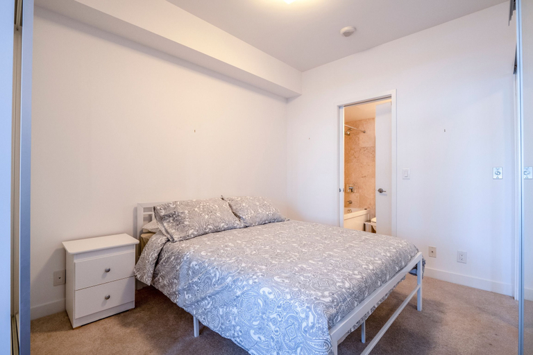Bedroom 2, Cassidy Comfort Suites, Toronto