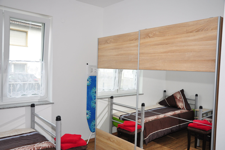 Bedroom 3, Ebersheim Luxus Plaza, Mainz