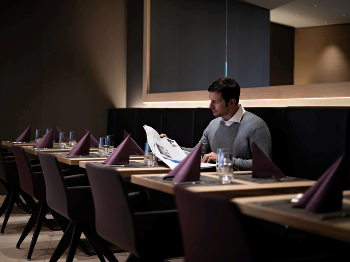 Business Facilities 27