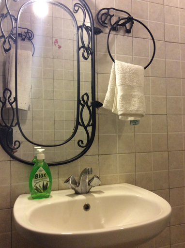 Bathroom 4, Korona House, Arusha Urban