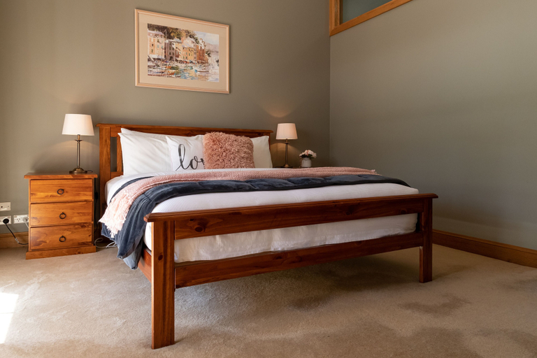 Bedroom 2, The Grange Homestead, Alpine - East