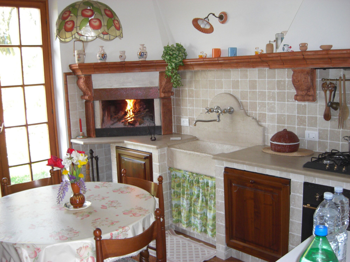 Others 5, Villa Rocca, Verona