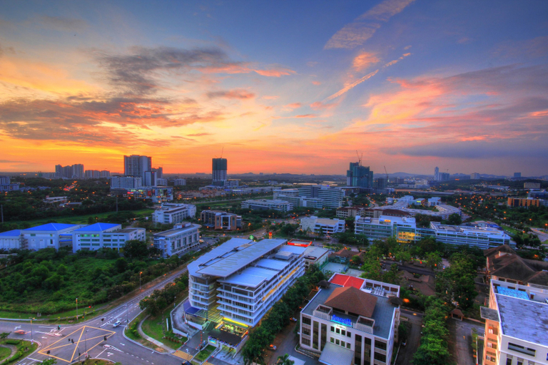 Others 2, Cybersquare B2210, Sepang