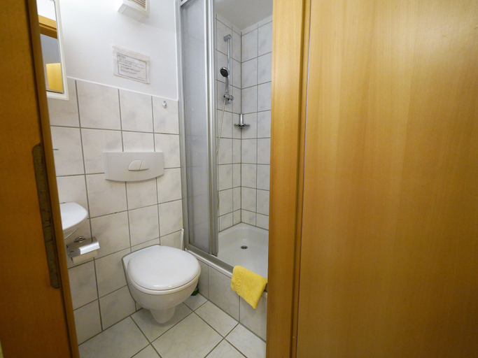 Bathroom 3, Pension Mittag, Vorpommern-Greifswald