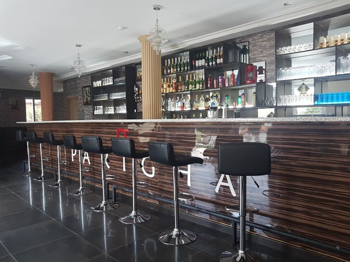 Food & Drinks 3, Parigha Hotel, Accra