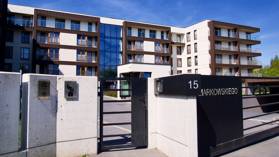 Exterior & Views 2, City of the Kings Green Silence Apartment, Kraków City