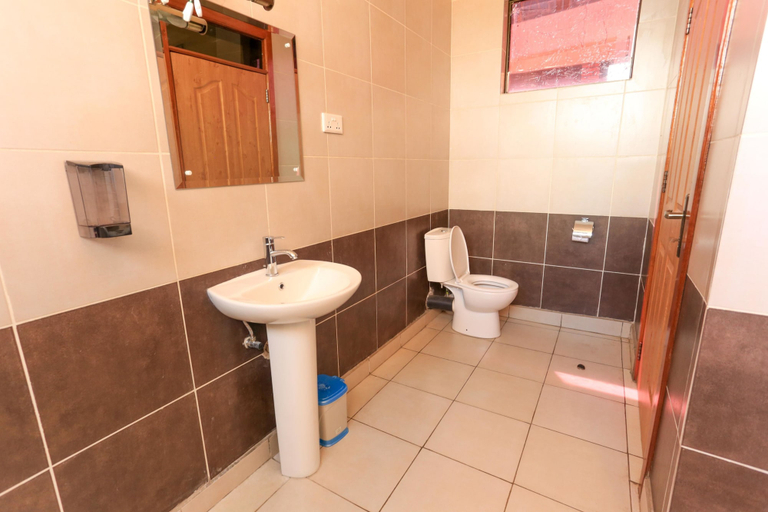 Bathroom 4, Faraja Hotel, Musanze