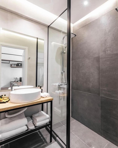 Bathroom 5, Evapollo, Central Macedonia