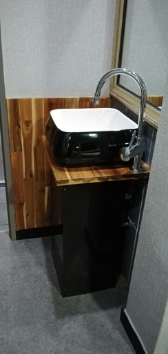 Others 5, Luxury Motel, Changwon