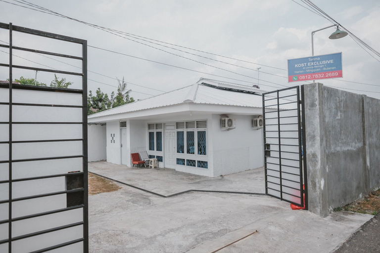 Exterior & Views 2, RedDoorz @ Beringin Jambi, Jambi