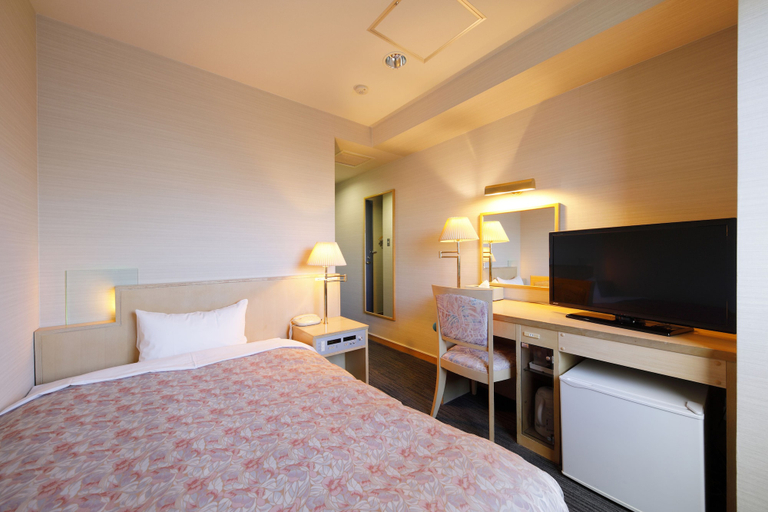 Bedroom 4, Kanazawa Central Hotel, Kanazawa