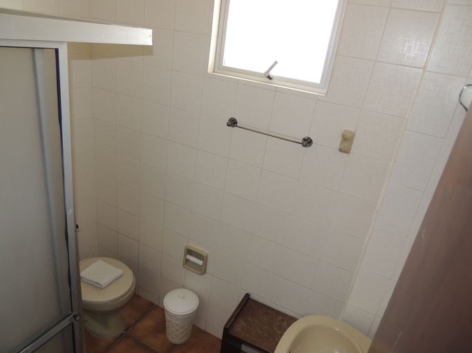 Bathroom 4, Edificio Kelly Cristina, Bombinhas