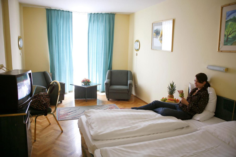 Bedroom 3, Hotel Bara Budapest, Budapesti
