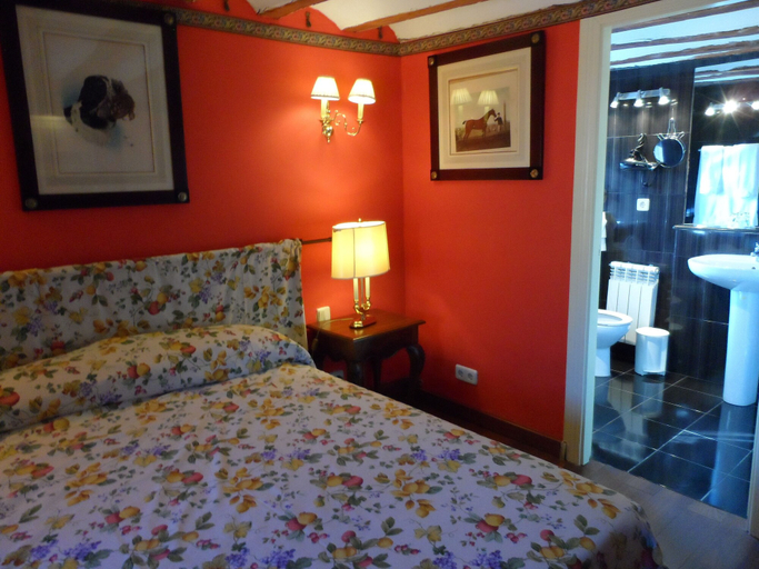 Bedroom 2, Hotel la Fundacion, Soria