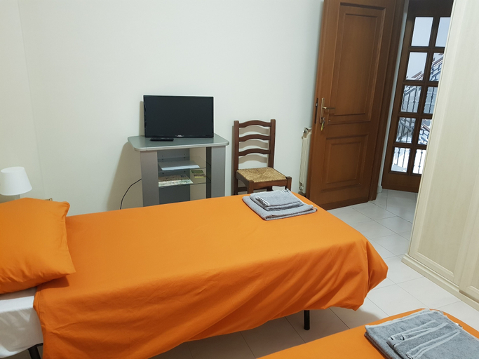 Bedroom 3, B&B 32, Rome