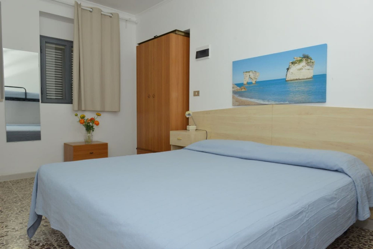 Bedroom 4, Casa Verde - Near Mattinatella o Fontana delle Rose, Foggia