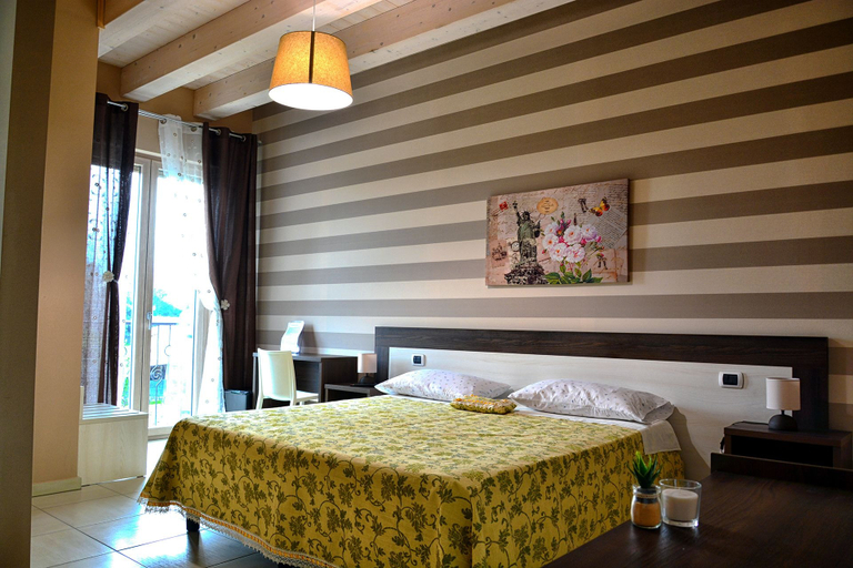Bedroom 3, Le Due Noci Bed and Breakfast, Avellino