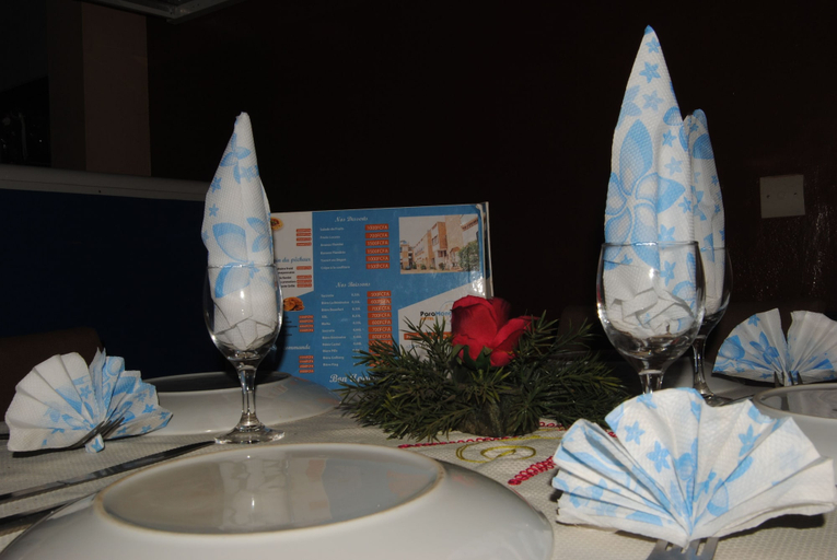 Food & Drinks 4, Hotel Paramondo, Abomey-Calavi