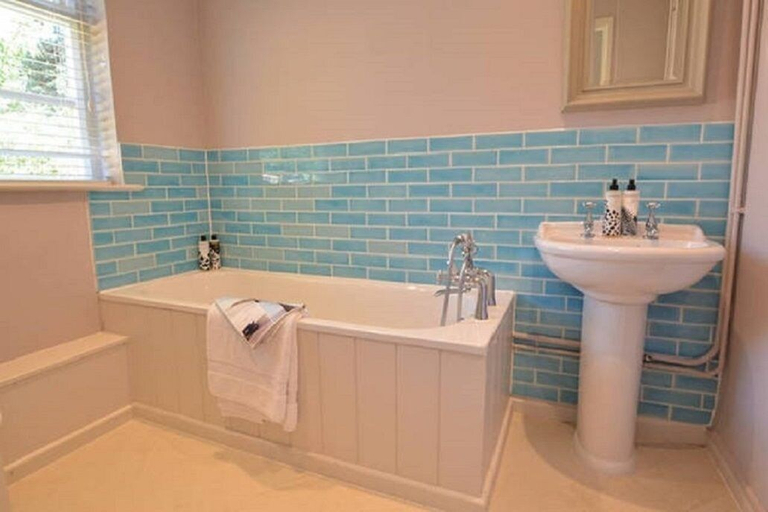 Bathroom, Fritton Arms Collection, Norfolk