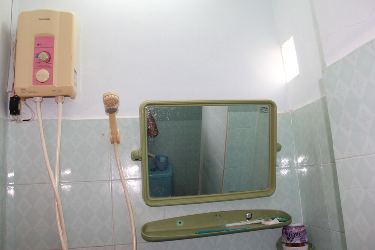 Bathroom, Huynh Huong Guesthouse, Hà Tiên