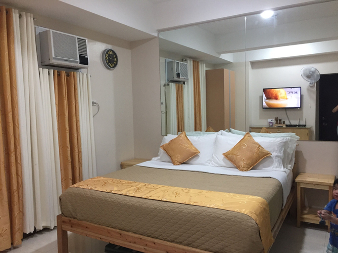 Bedroom 2, Condo 101 Newport Boulevard, Pasay City