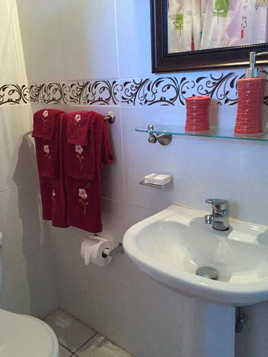 Bathroom 4, Ocho Rios Golden View