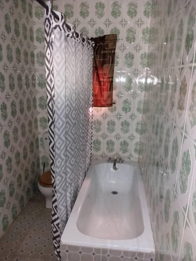 Bathroom 4, Longe Villa, Ikeja