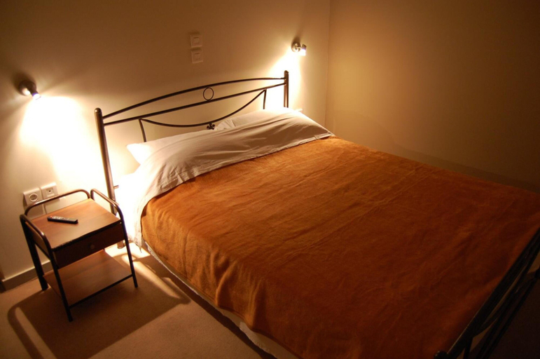 Bedroom 3, Hotel Antirrio, West Greece
