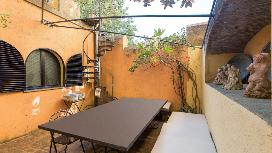 Others 5, Rental In Rome Riari Garden Luxury, Roma
