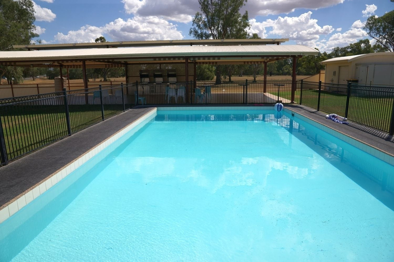 Sport & Beauty 2, Nandewar Motor Inn, Narrabri