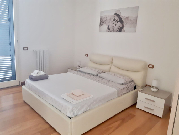 Bedroom 3, Luxury Suite 36, Lecce
