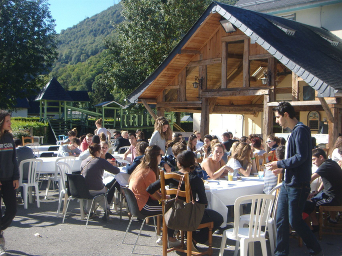 Food & Drinks 5, Espace Pyrénées Loisirs Campsite, Hautes-Pyrénées