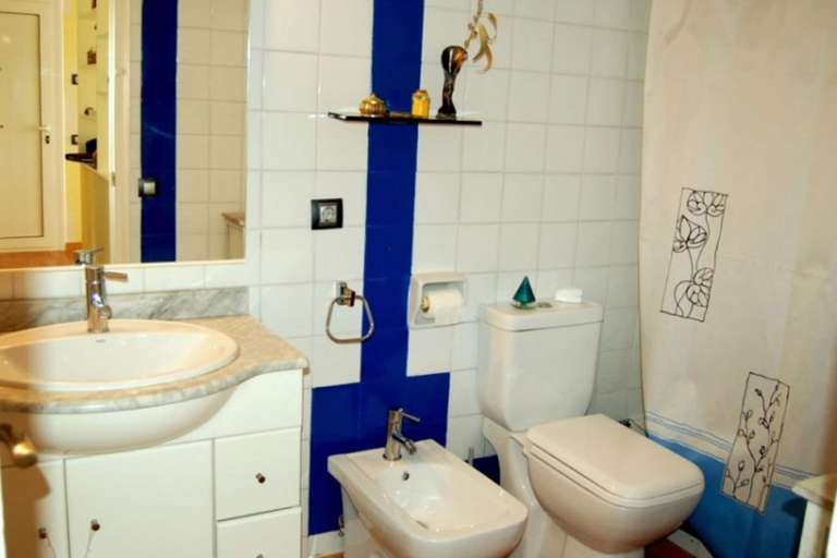 Bathroom, Appartement Avec Piscine A Politur, Girona