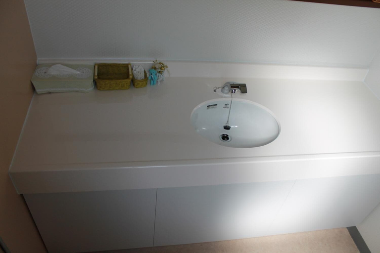 Bathroom, Petit Hotel Gracey Tomamu, Shimukappu