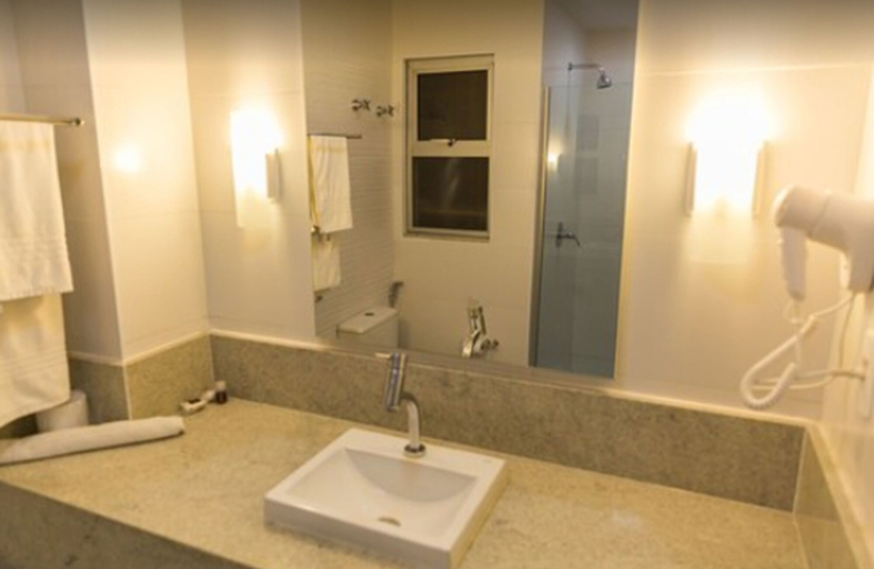 Bathroom 3, Vila Business Hotel, Volta Redonda