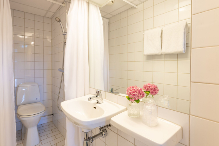 Bathroom 3, Hotel Norge Lillesand, Lillesand