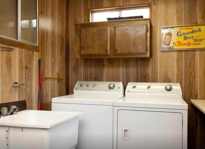 Bathroom, Big Bear's Lair Home, San Bernardino