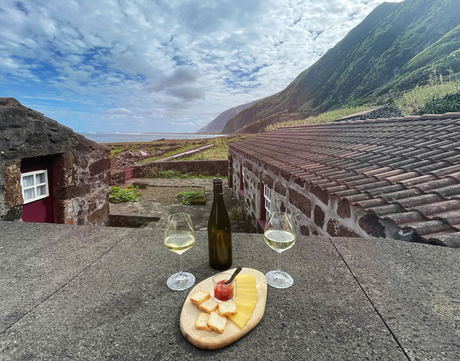 Food & Drinks 5, Kuanza Nature Experience, Calheta