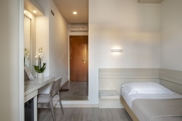 Bedroom 3, Hotel Grifone, Florence