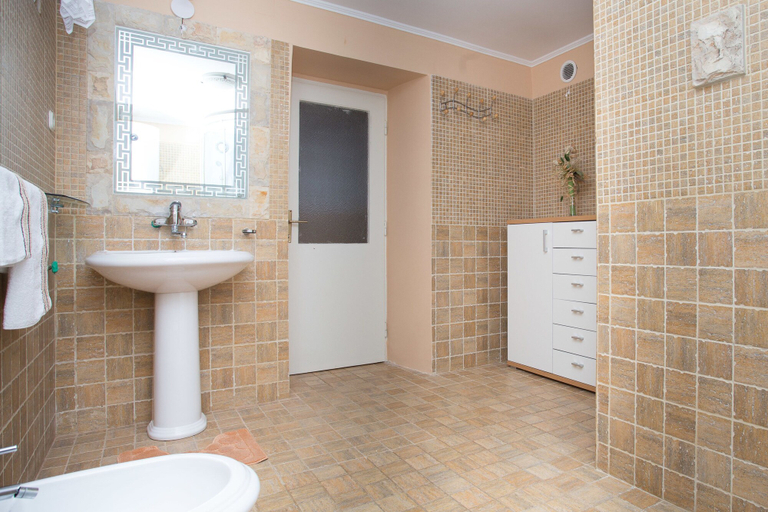 Bathroom 4, Villa Stocco Castle, Zadar
