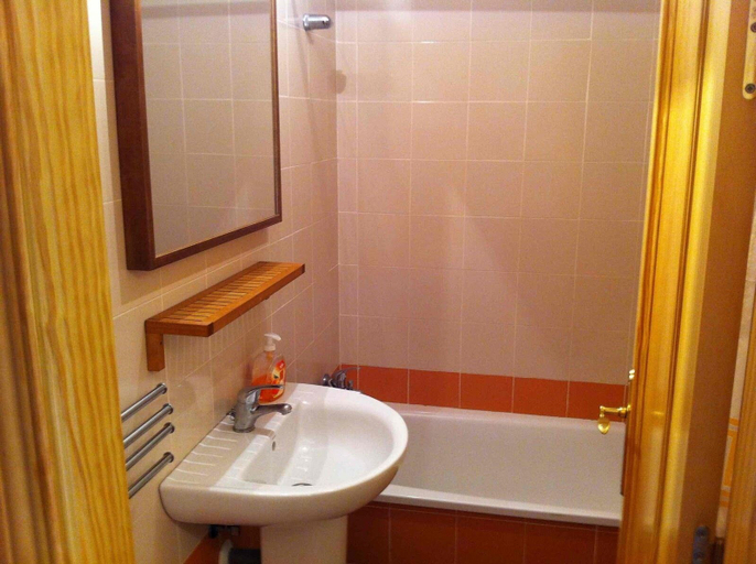 Bathroom, Apartment in Rota Cadiz AA Internet, Cádiz