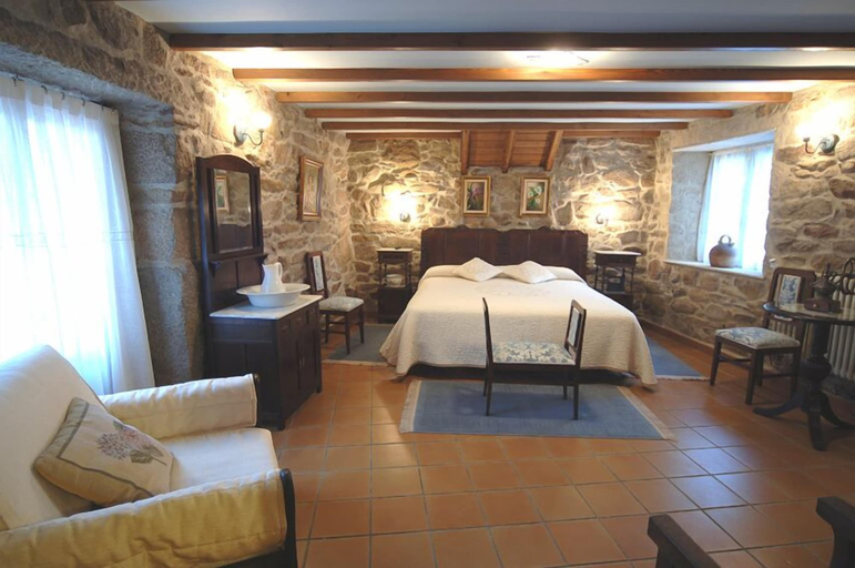 Bedroom 3, Os Migueliños, Pontevedra