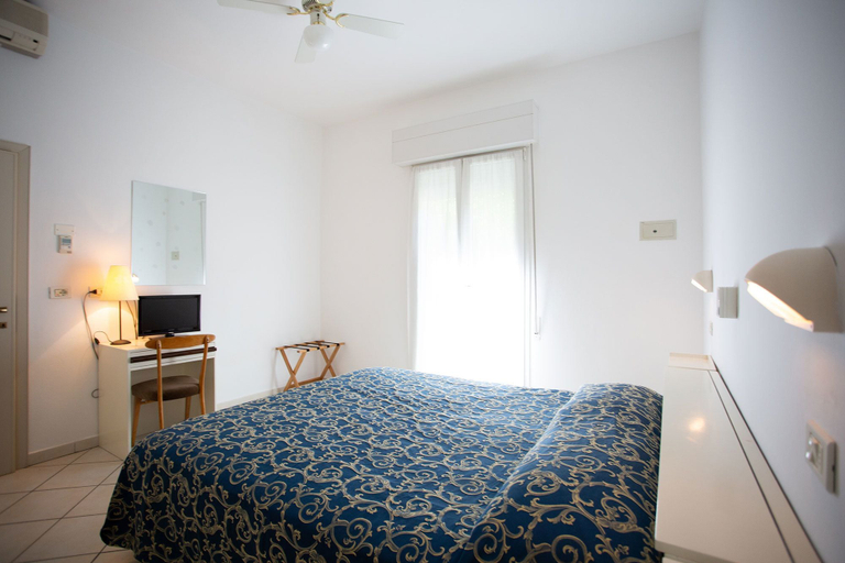 Bedroom 4, Hotel Nautico, Rimini
