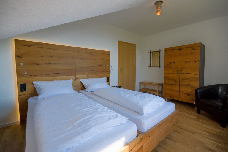 Bedroom 3, Das Nest am Wohrenberg, Bodenseekreis