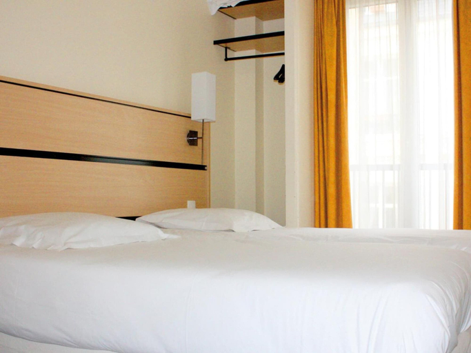 Bedroom 4, New Hôtel Saint Lazare, Paris