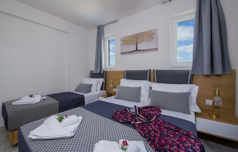 Bedroom 5, Deluxe City Hotel, Crete