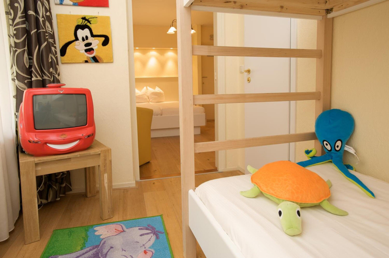 Bedroom 2, Hotel Atlanta, Valkenburg aan de Geul