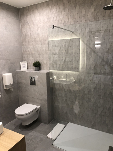 Bathroom 5, Fasthôtel Biarritz Bidart Côte Basque - FH Collection, Pyrénées-Atlantiques