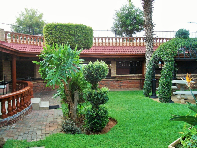 Exterior & Views 2, Valley View Guest House, Bojanala