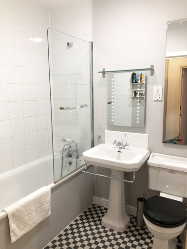 Bathroom 3, Myshortstay - Calvin Street, London